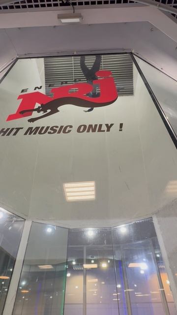 Я в аэротрубе