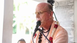 2025.10.17 01 Srila Indradyumna Swami kirtan