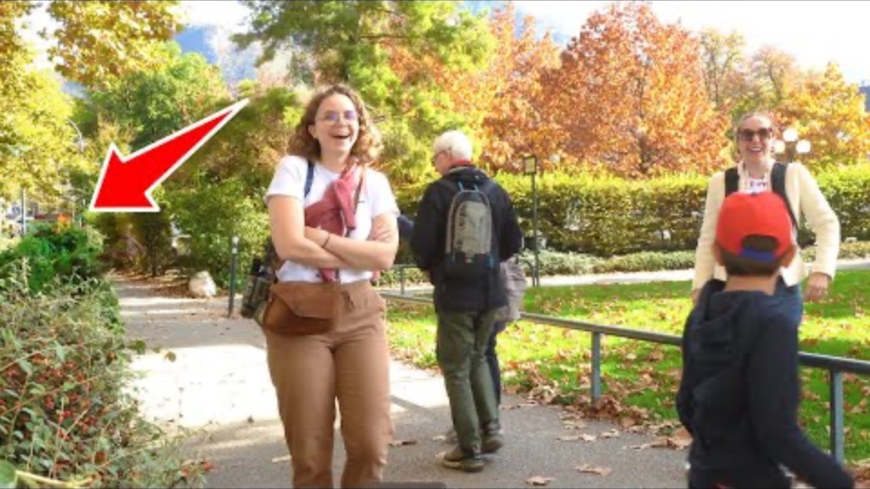 THE BEST HIDDEN PLANT PRANK REACTIONS. BUSHMAN PRANK смотреть онлайн