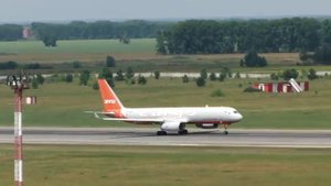 Tupolev Tu-204S RA-64032 Aviastar Tu .