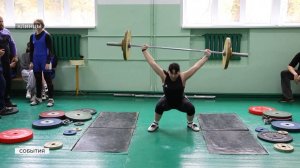 В Клинцах турнир тяжелоатлетов посвятили памяти воспитанников местной спортшколы