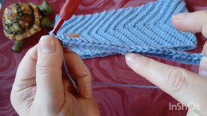 Теплая повязка на голову крючком