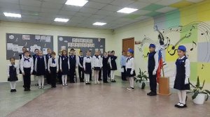 Вынос флага Российской Федерации в Лицее №1