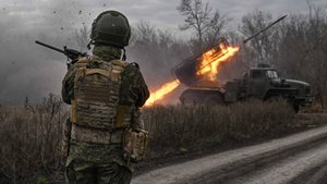 Армия России освободила село Ленино в ДНР