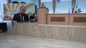 Роскошная команда: новый Глава Новочеркасска расширяет команду на фоне почти миллиардного долга.