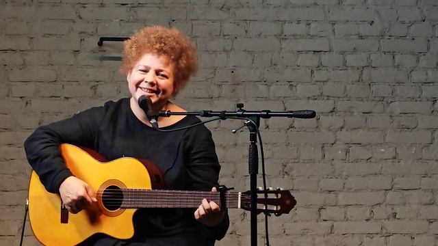 Людмила Катерисова - "Надежда" музыка и стихи Евгения Бачурина"