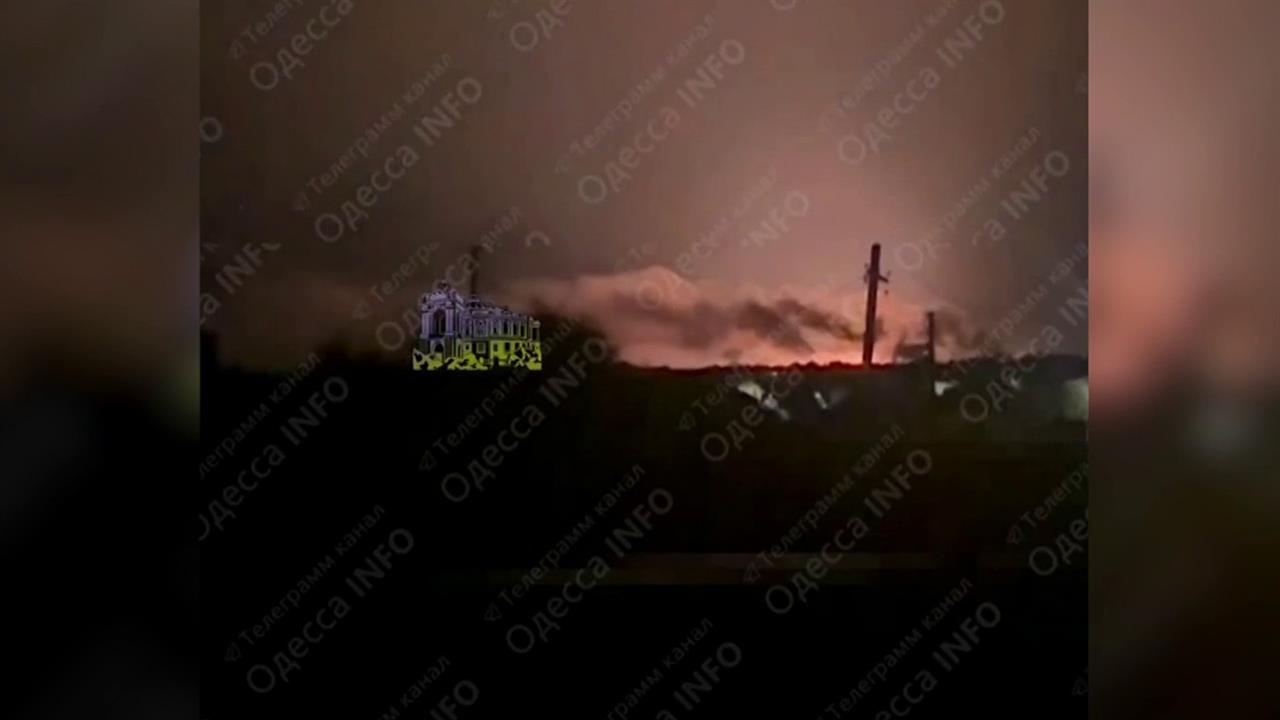 ВС РФ нанесли новые удары высокоточным оружием по военным объектам в украинских тылах