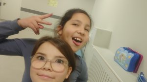 в школе видим трансляцию