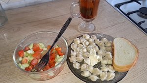 Праздник у Димы /На обед пельмени /Сдаём анализы