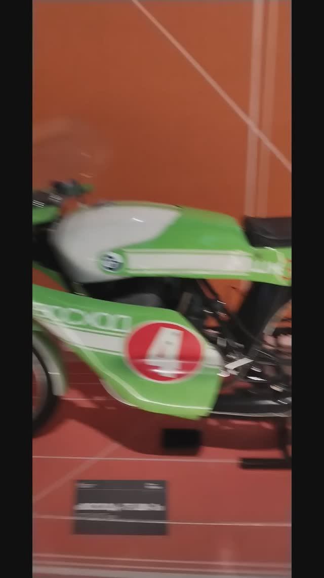 Гоночный мотоциклы на ВДНХ.# старые мотобайки# мотогоночные модели#