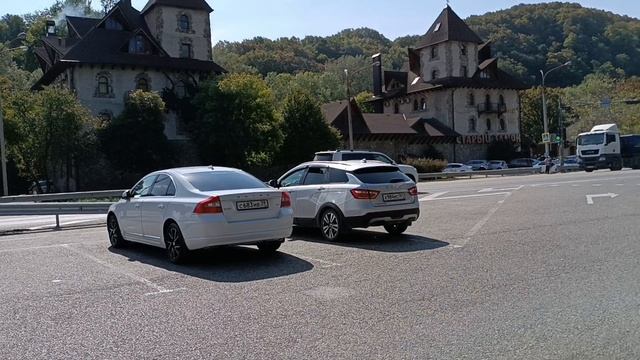 ОСТАНОВКА У ЗАМКА смотреть онлайн