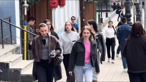Москва 2025 после заката: яркая ночная жизнь и красавицы России 🏙️✨