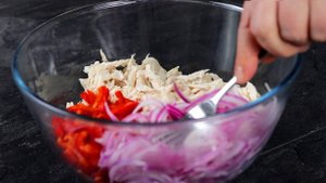 Уж очень вкусный САЛАТ за 2 минуты! Всего 4 простых продукта в составе