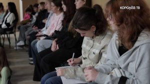 Урок живописи: художница-иллюстратор провела лекцию в Детской школе искусств
