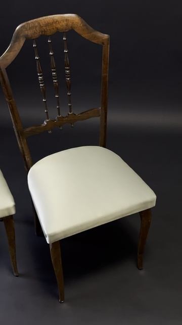 Стулья мидсенчури с фигурной спинкой (Италия, 1950-1960-е гг.)