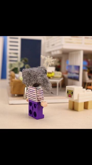 Робот на больших колёсах 5 смотреть онлайн