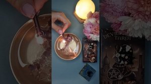 Гадание на воске..чистка🕯️🔮💫🌚...к чему готовиться ❓Таро расклад#таро#новолуние #гадание на воске