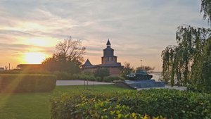 Гуляем по Нижегородскому Кремлю. Красивые виды на Нижний Новгород с крепостной стены Кремля.