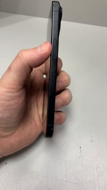 iPhone 15 128 ГБ (2) смотреть онлайн