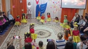 танец с листьями