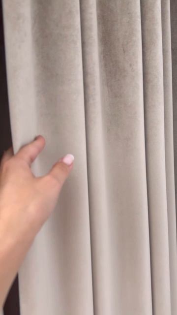 Велюровые портьеры песочного цвета