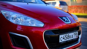 Peugeot 308 2012 1.6 акпп, 90т.км