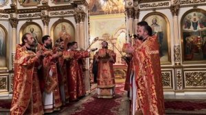 Митрополит Игнатий совершил ночную Божественную литургию в Покровском соборе города Саратова