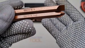 Отвёртка YATO цельнометаллическая ударная + 6 бит арт.YT-2801