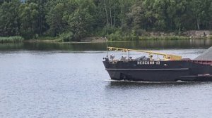 Теплоход НЕВСКИЙ-10