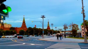 Иду по центру Москвы по маршруту до торгового центра «Охотный ряд». Эпизод 71