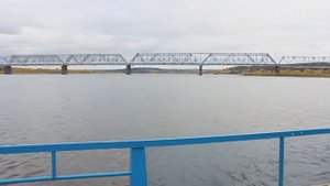 На пароме через Каму у города Сарапул. Удмуртия. Октябрь 2023.