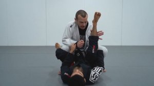 Stripping Grips to Pass Gi