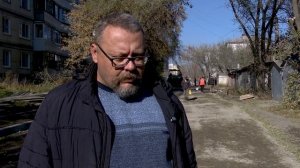 По дороге от ул. Декабристов до ул. Кутузова в Бийске уложили новый асфальт (Бийское телевидение)