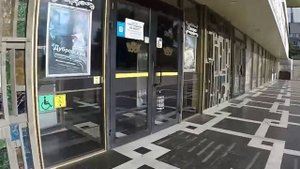 Вход в театр для людей с ограниченными возможностями здоровья