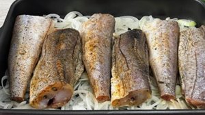 Не жарьте рыбу, попробуйте запечь ее по этому рецепту. Вкусно и полезно для всей семьи! Запеченная🦈