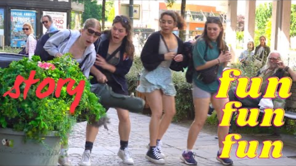 BUSHMAN PRANK 2025! AWESOME REACTIONS SCARE PRANK 2025! смотреть онлайн