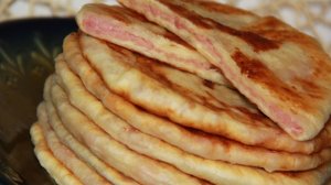 Сырные лепешки на кефире с начинкой
