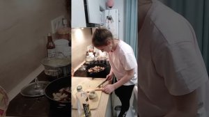 VID_20251021_204209.mp4