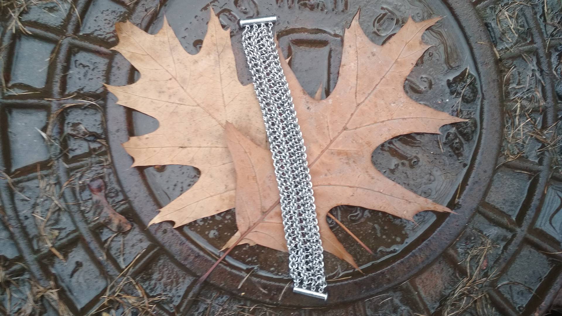 Линии. Кольчужный браслет.