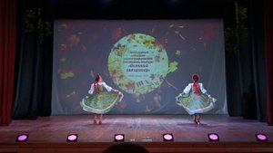 Дует Кулий Алена и Коваленко Вера "Девичий перепляс"