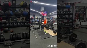 Алуев сергей, зеленоград-2,тренер, количество повторений 53 вес 74,5 попытка-2