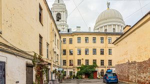 Заброшенная коммунальная квартира на Васильевском острове