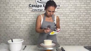 Оформление бенто торта. Работа с трафаретом. ОФОРМЛЕНИЕ ТОРТОВ - Модуль 6.