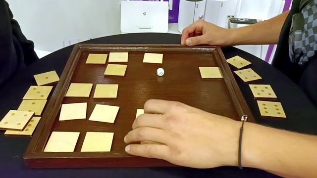 Побеждает игрок, собравший больше всех карточек к концу игры смотреть онлайн