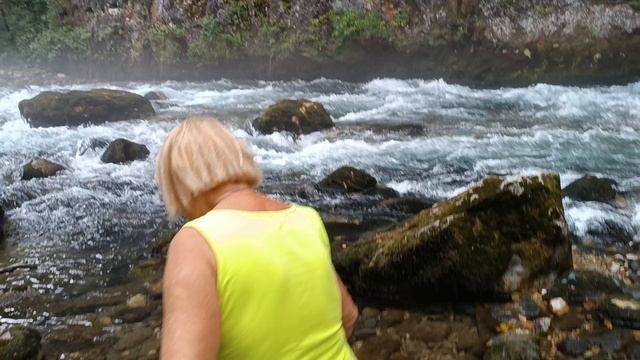 ПО ДОРОГЕ НА РИЦУ смотреть онлайн