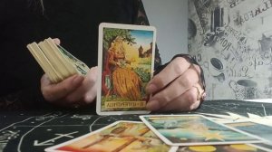 Чего ожидать? Расклад Таро