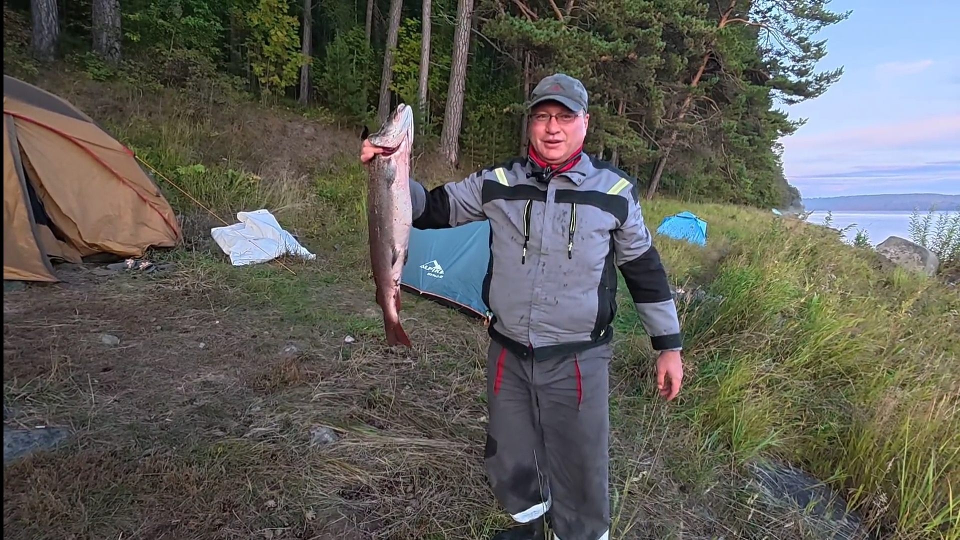 Рыбалка на Ангаре выше посёлка Кулаково. 2025