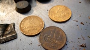 АРХИВ. Коп на поле у деревни.