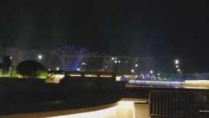 Музыка на фонтане и танцующий фонтан в парке Дербента