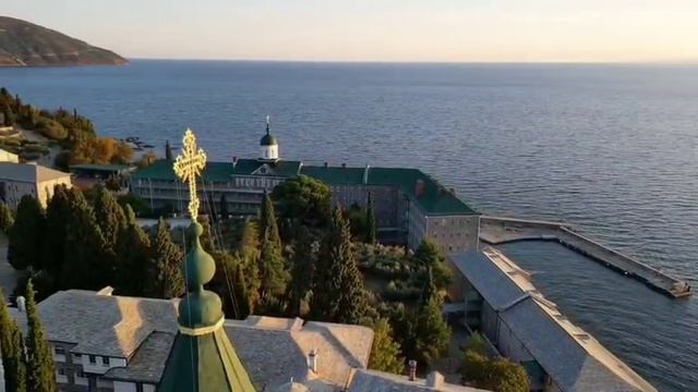 Кресту Твоему поклоняемся, Владыко, и святое Воскресение Твое славим. Афон смотреть онлайн